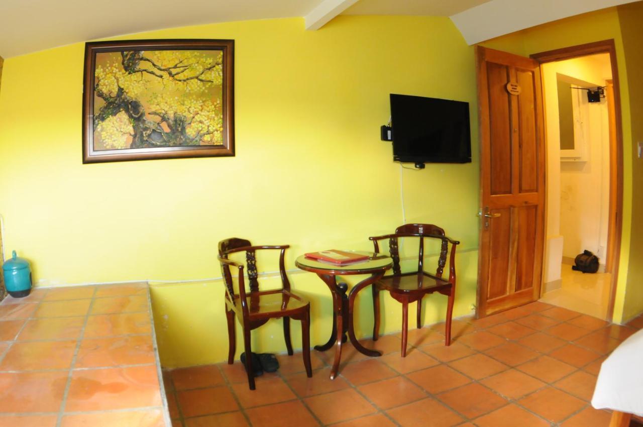 Dalat Flowery Hotel & Coffee Exteriör bild